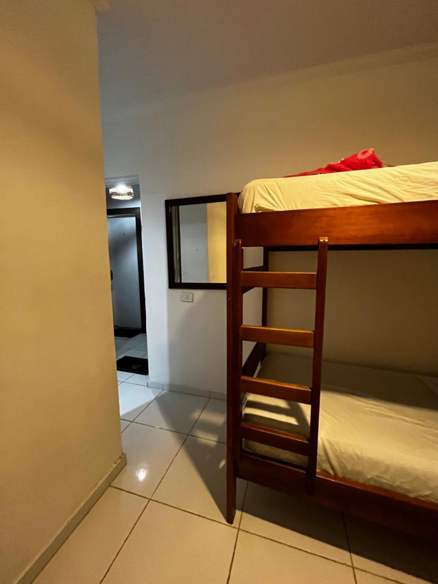Pousada E Restaurante Ilha Bonita Hotel Гуаружа Екстериор снимка