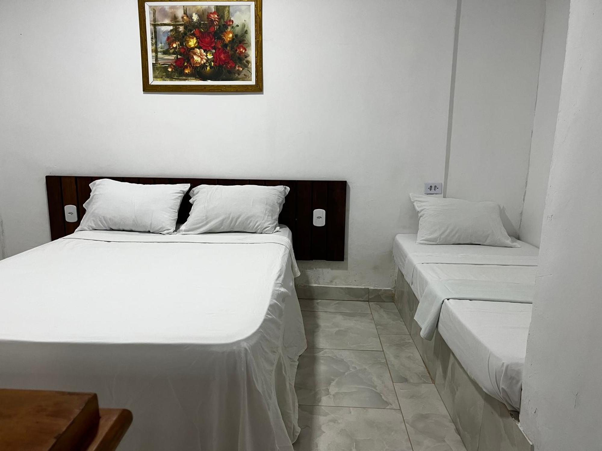 Pousada E Restaurante Ilha Bonita Hotel Гуаружа Екстериор снимка